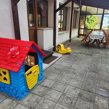 Vila Bianca Buşteni Exterior foto